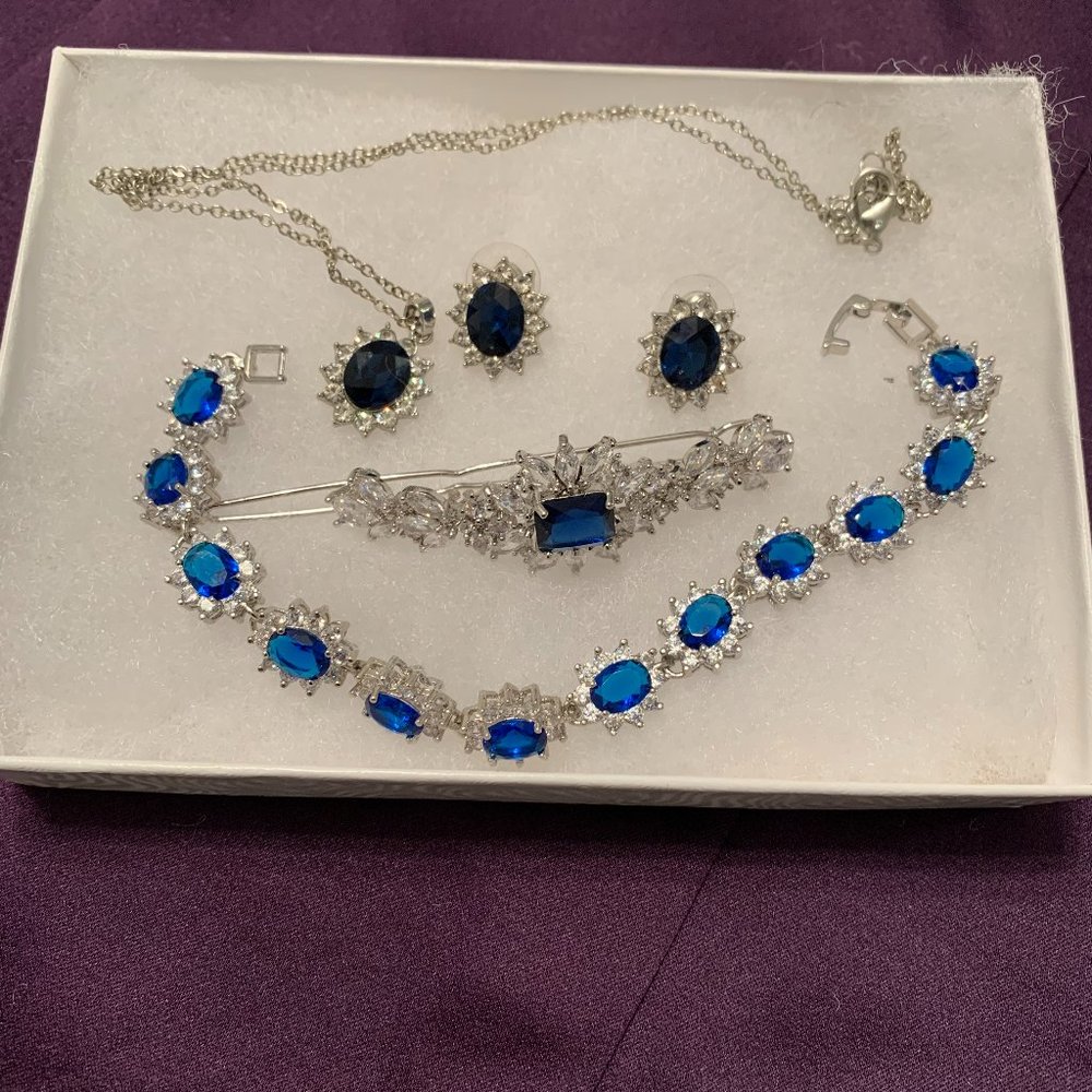 Sapphire Blue Jewelry Set